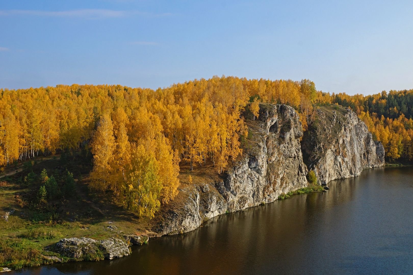 Уральское фото екатеринбург. Река Исеть Каменск-Уральский. Река Исеть Свердловская область. Река Исеть средний Урал. Каменск Уральский Оленьи ручьи.