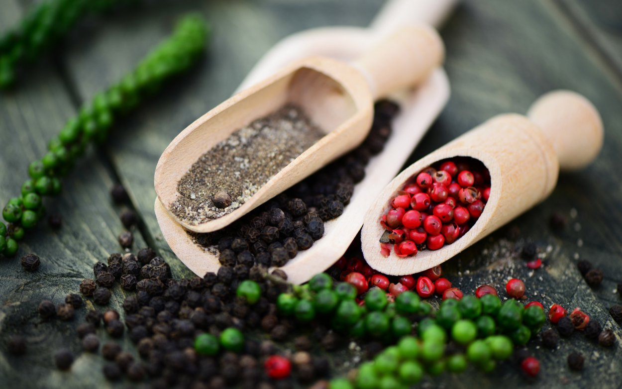 Зерна душистого перца