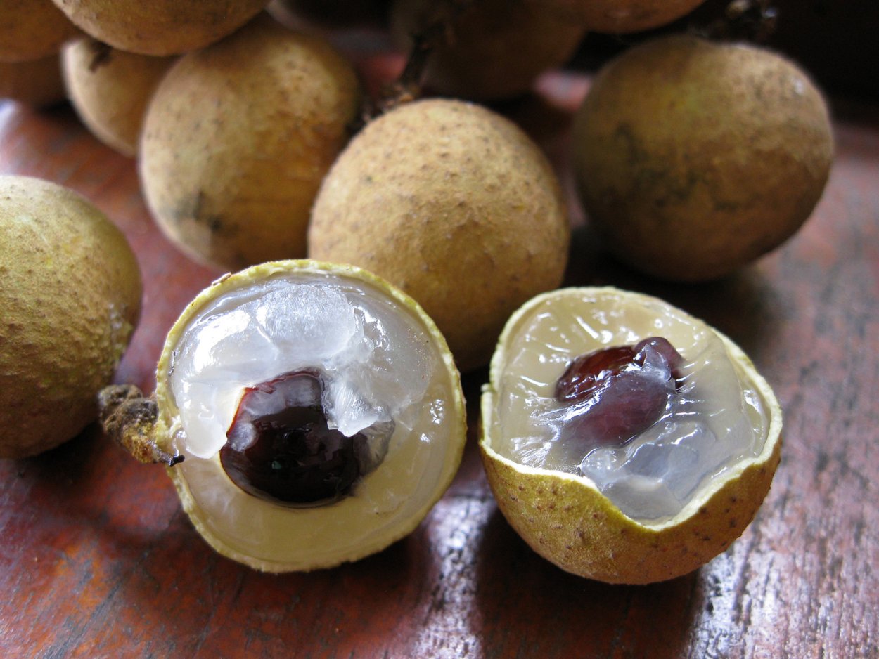 Тайские фрукты лонган