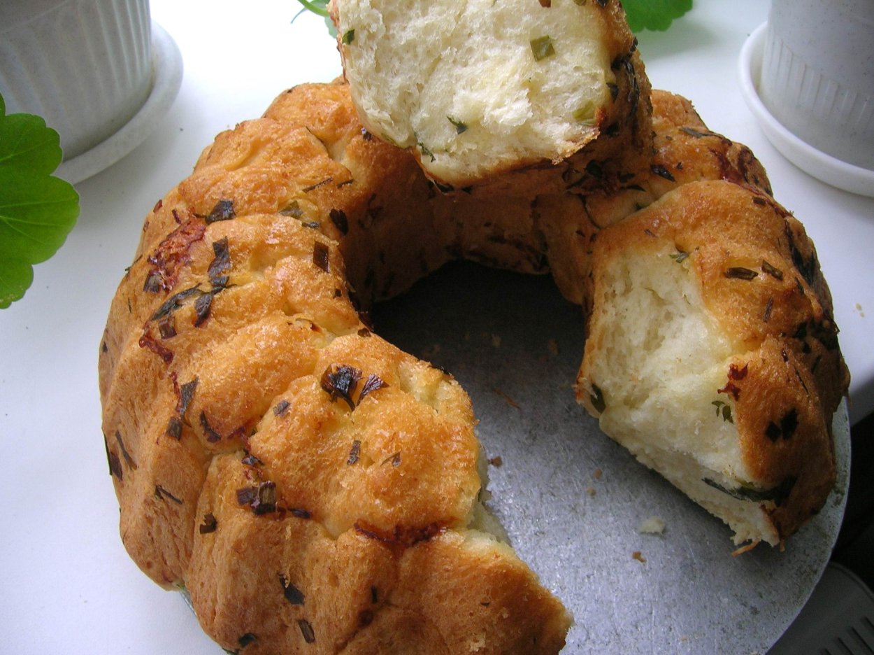 Летучая мышь опыляет баобаб