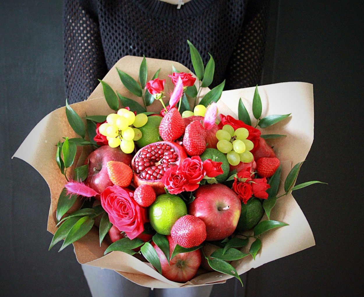 Съедобные букеты из фруктов
