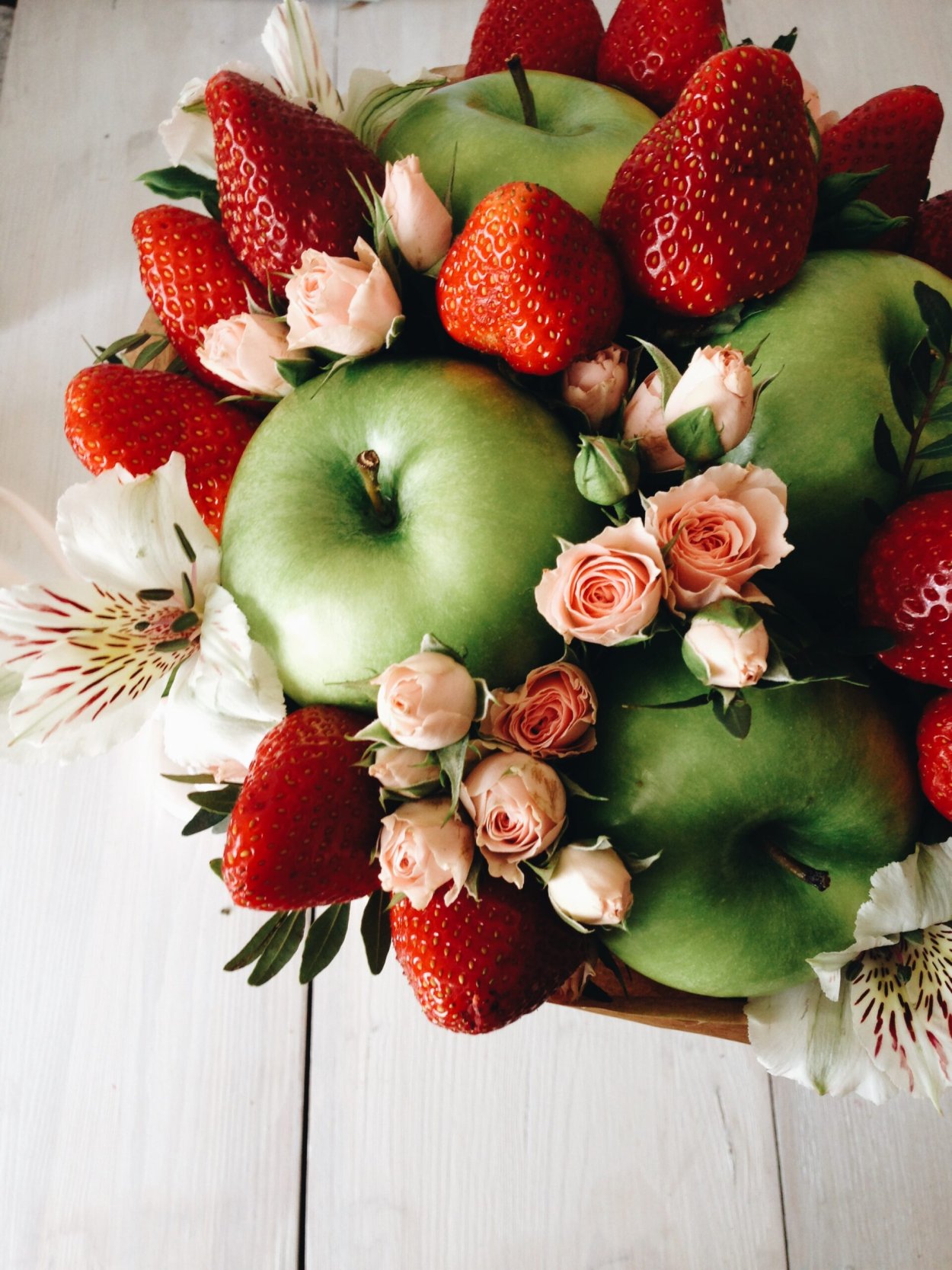 Букет из фруктов маленький