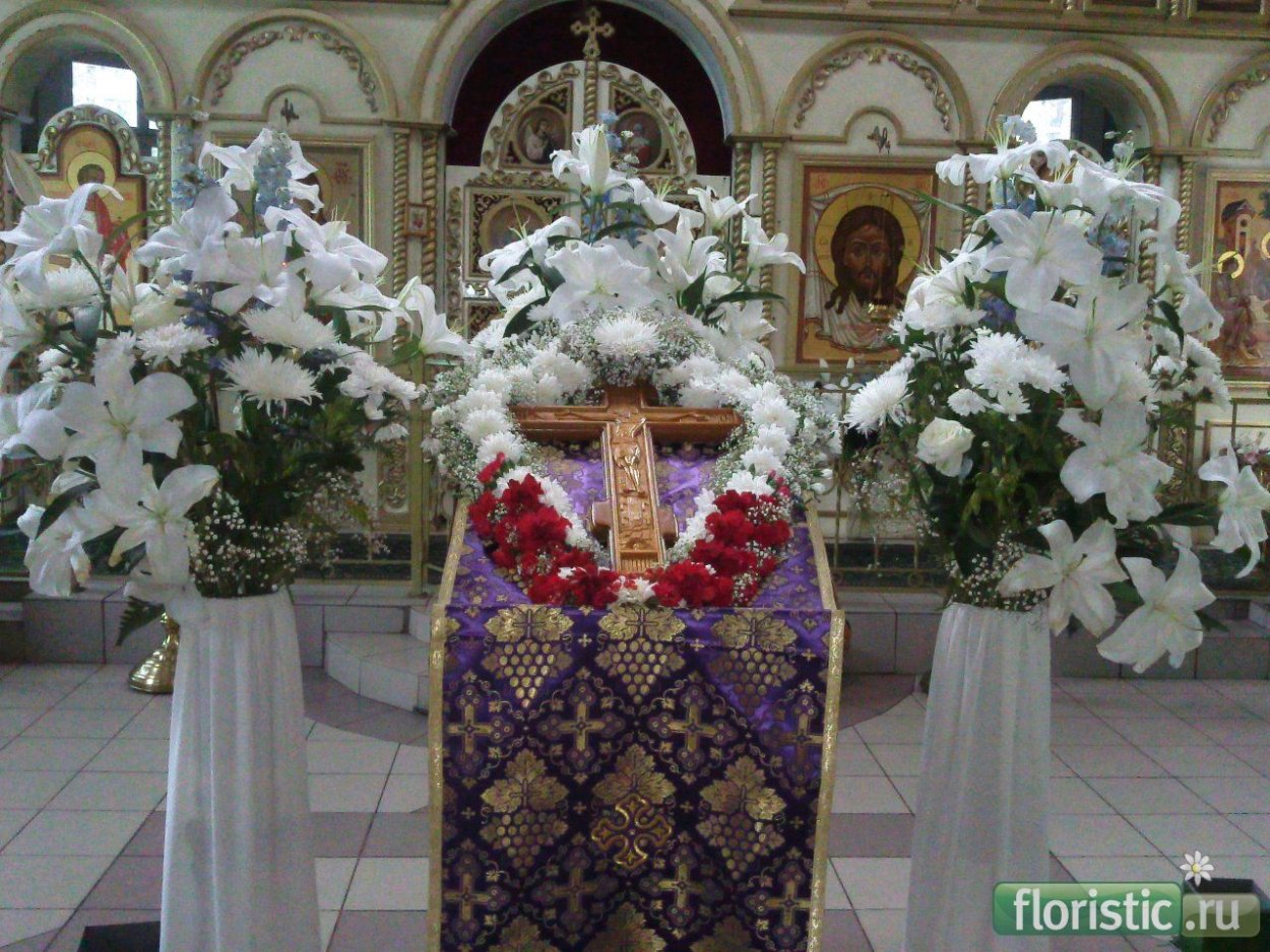 Храмы с цветами