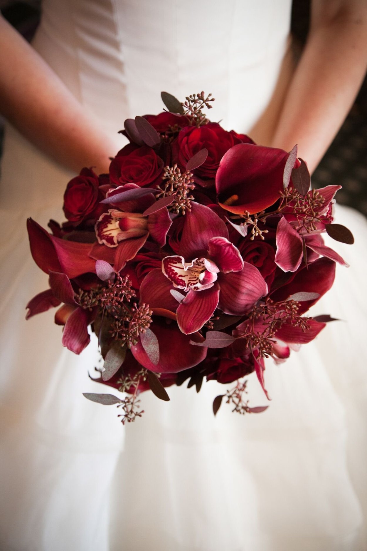 Бордово фиолетовый