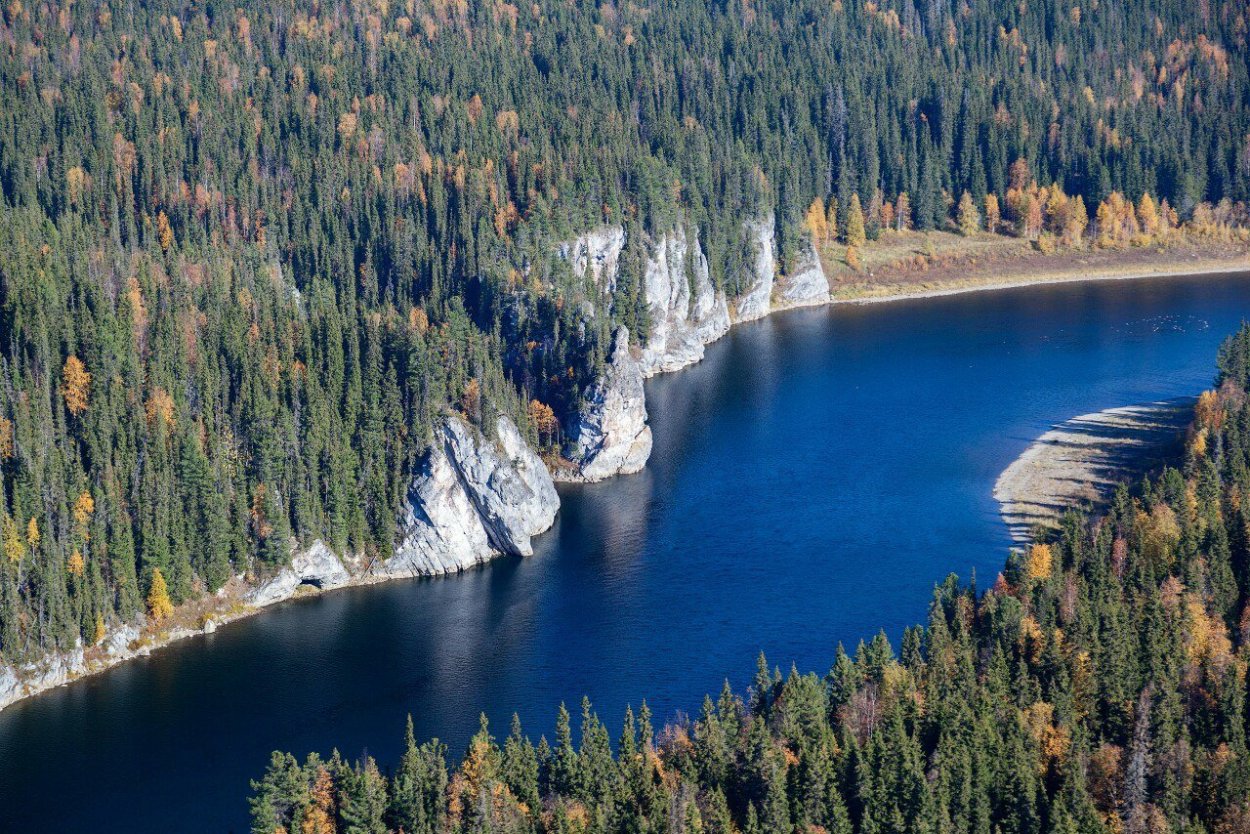 Река Печора и Уральские горы