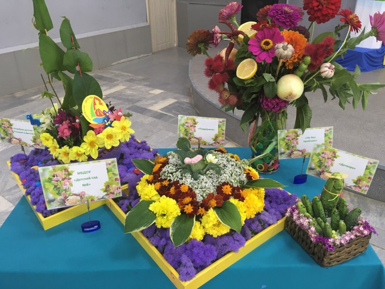 Цветочные инсталляции