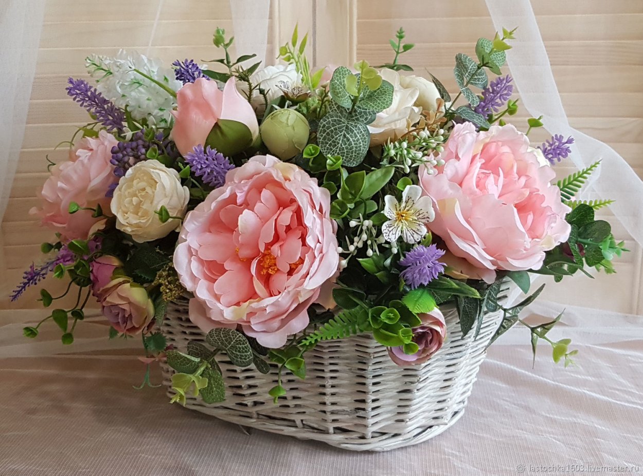 Композиция с цветами