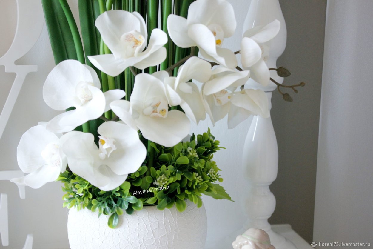 Композиция с каллами