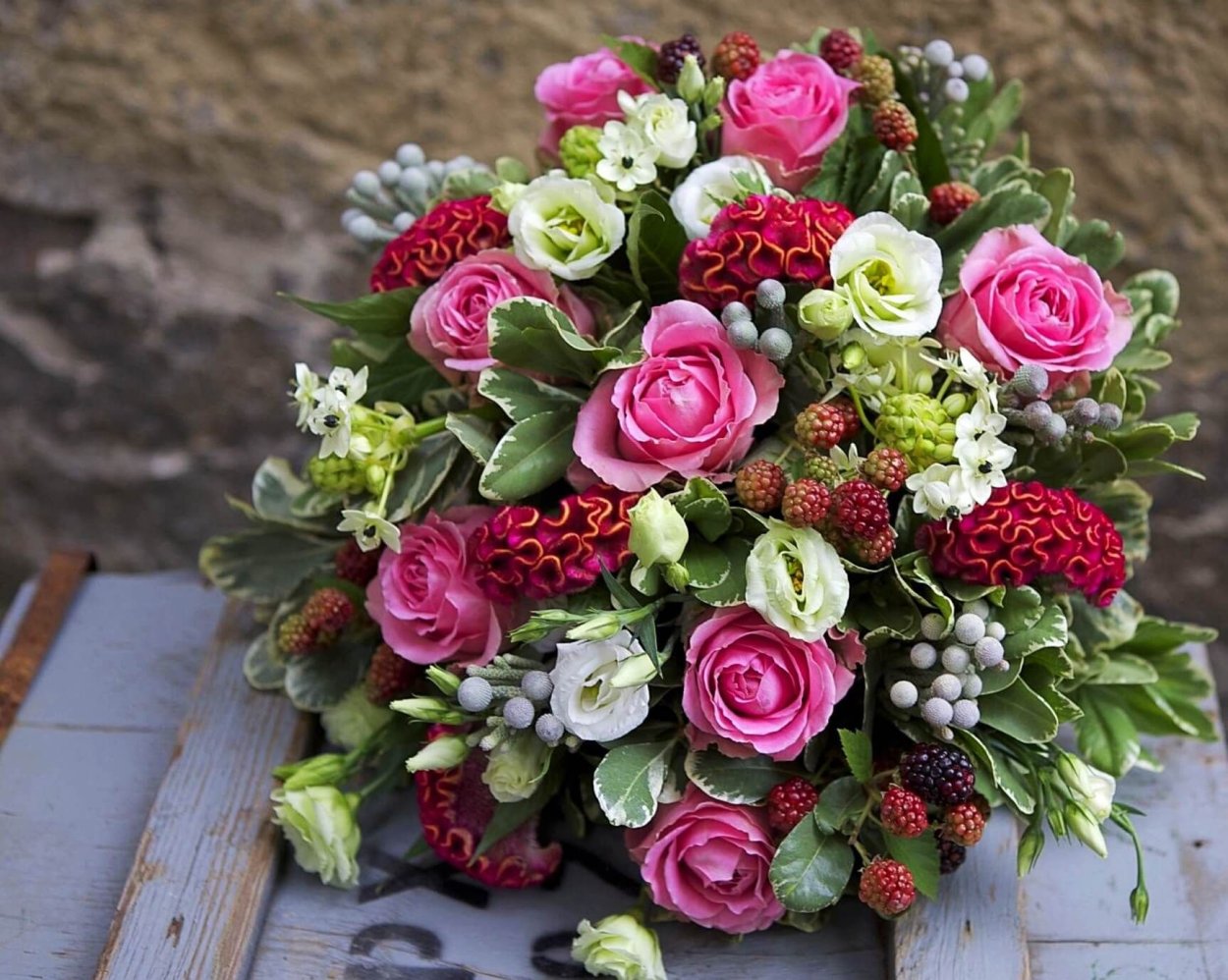 Протея Нутан Глориоза Стрелиция букет