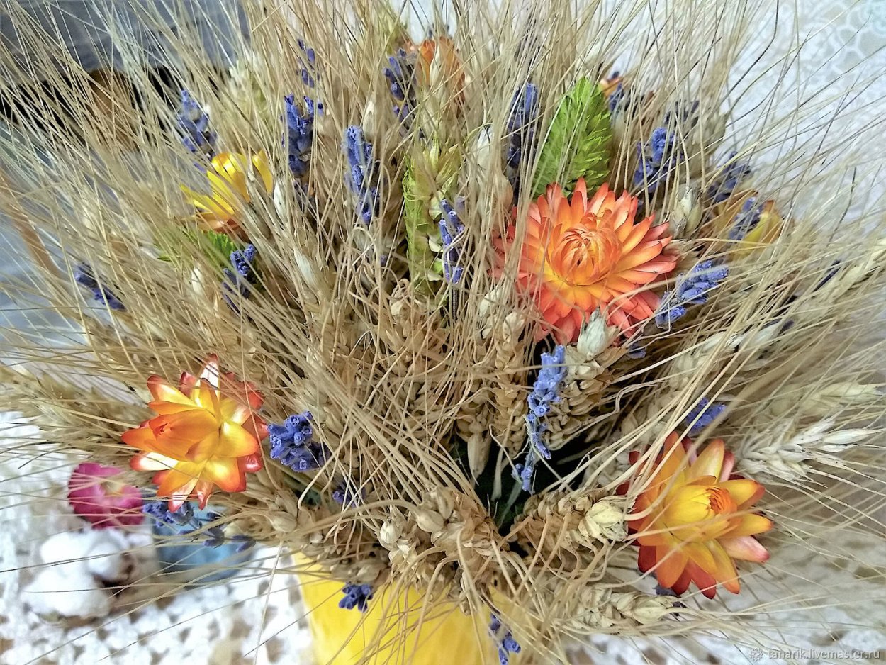 Декор из тростника