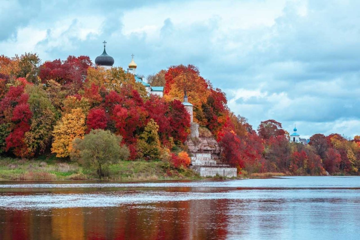 Псков памятник Пушкину Пушгоры