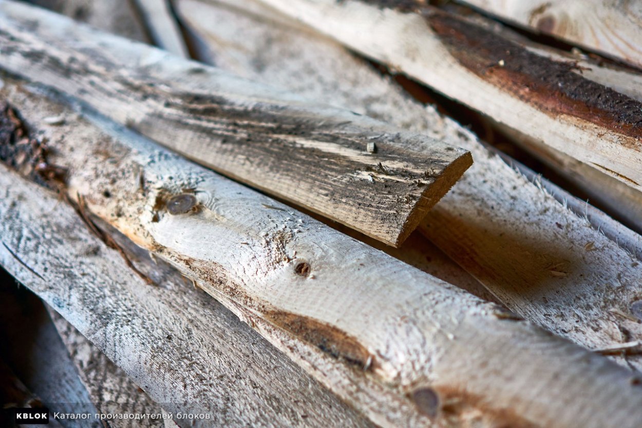 Горбыль с корой