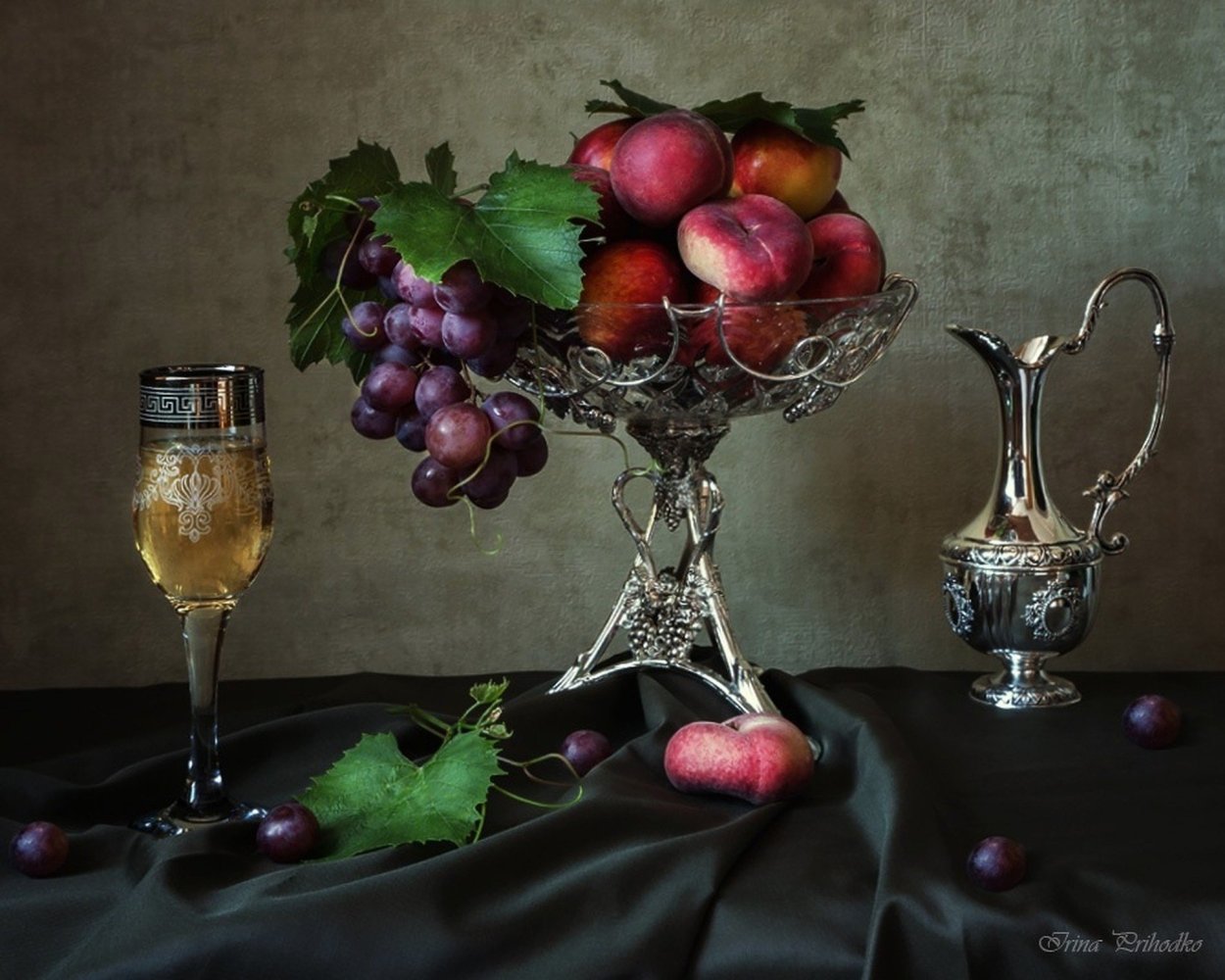 Ваза с фруктами