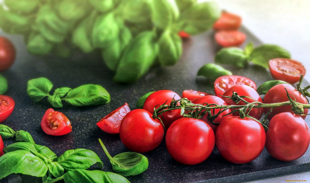 Томаты черри сверху