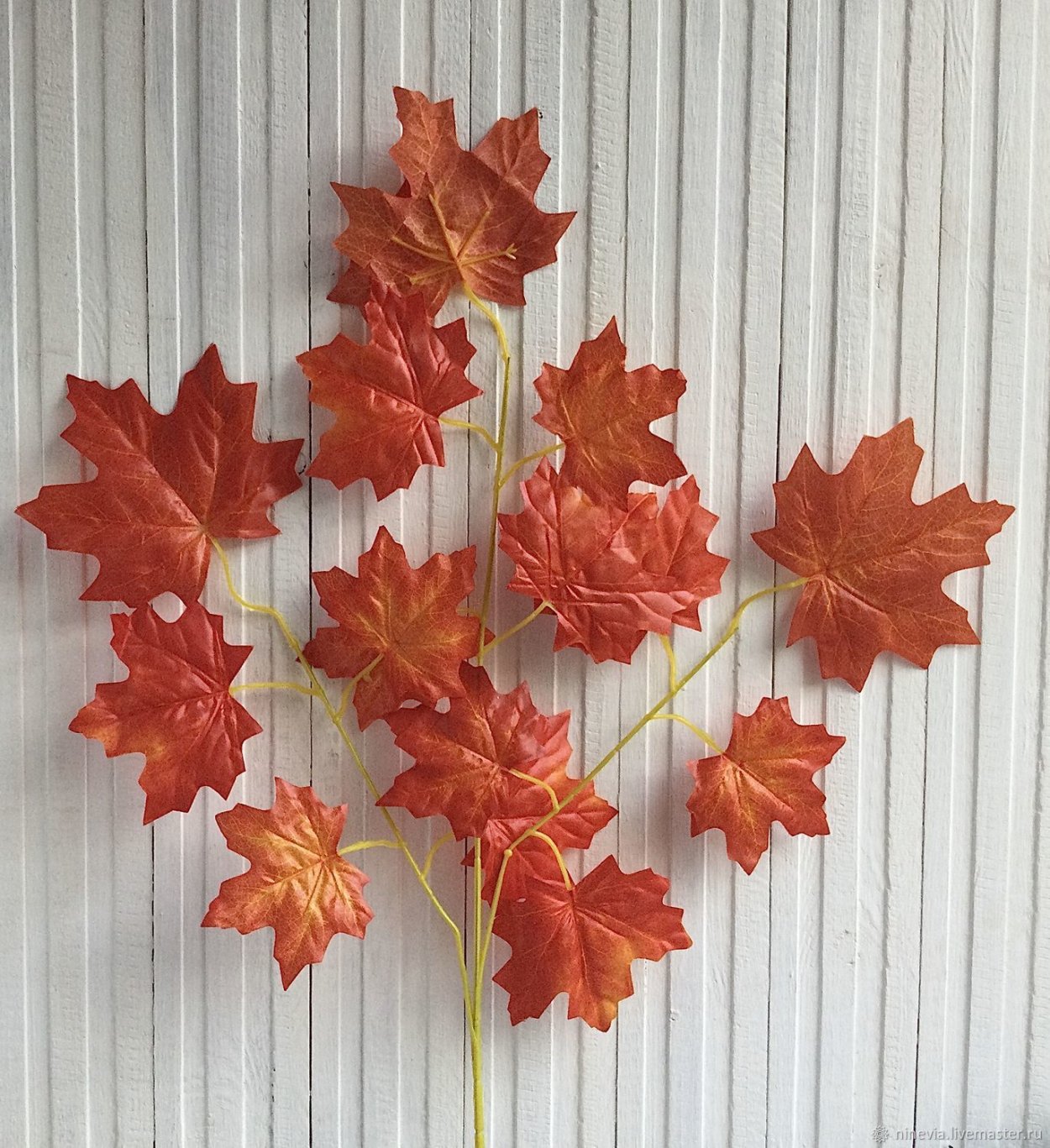Искуственныеветки осенние