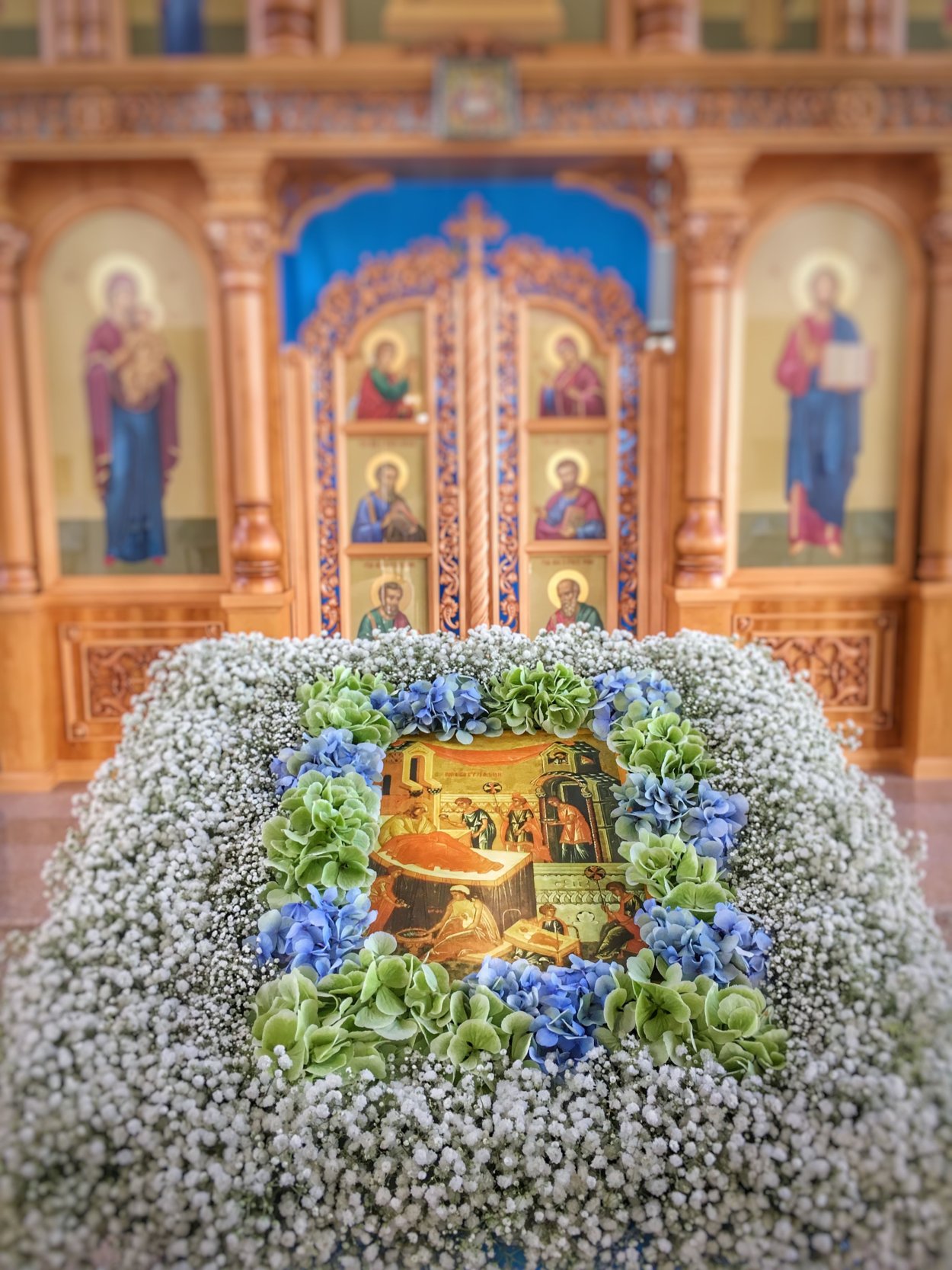 Храмовая флористика на Рождество Богородицы
