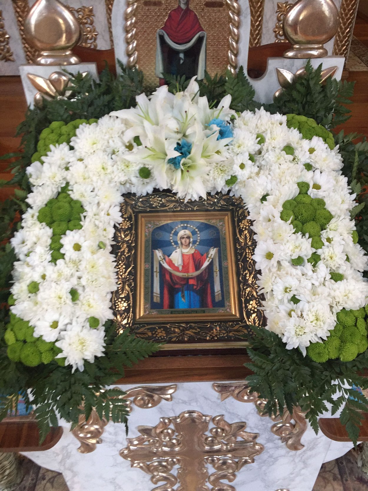 Цветочное украшение иконы