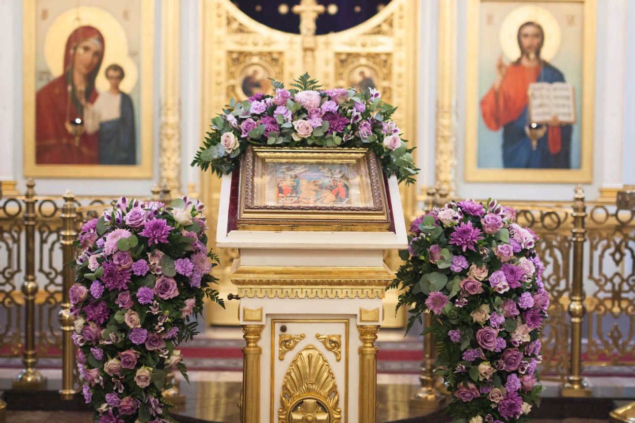 Храмовая флористика на Покров