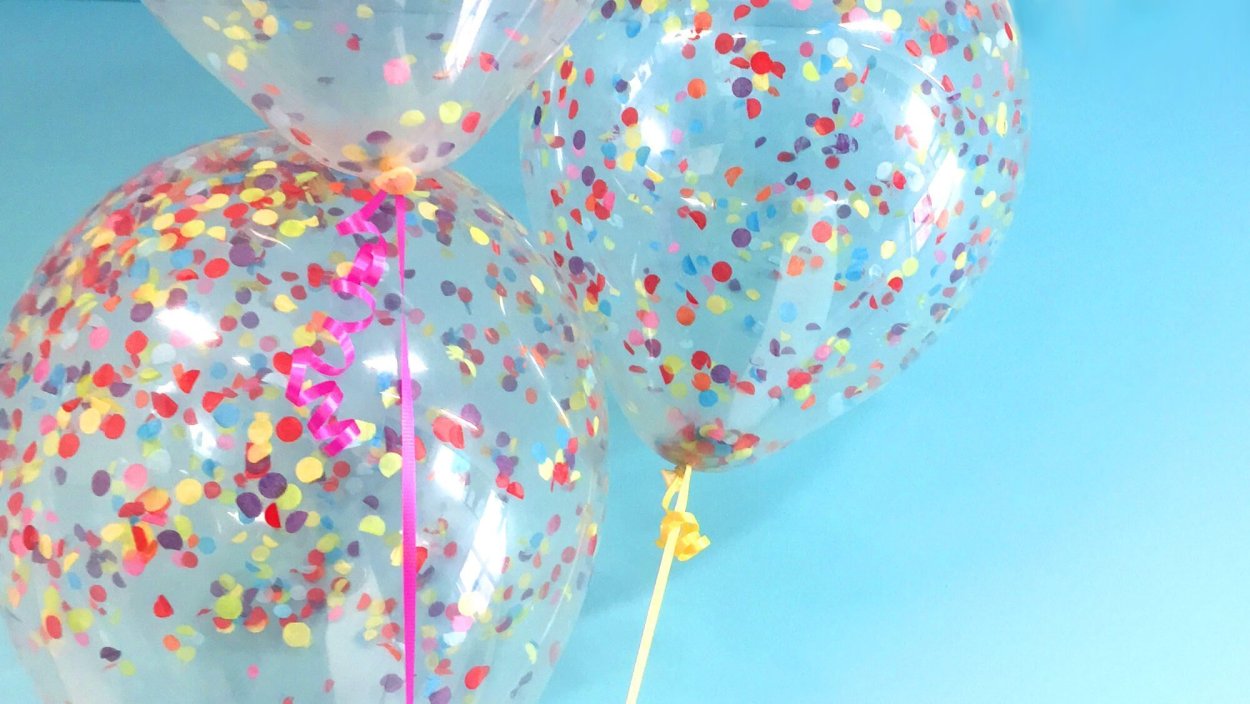 Фон из мультика вверх