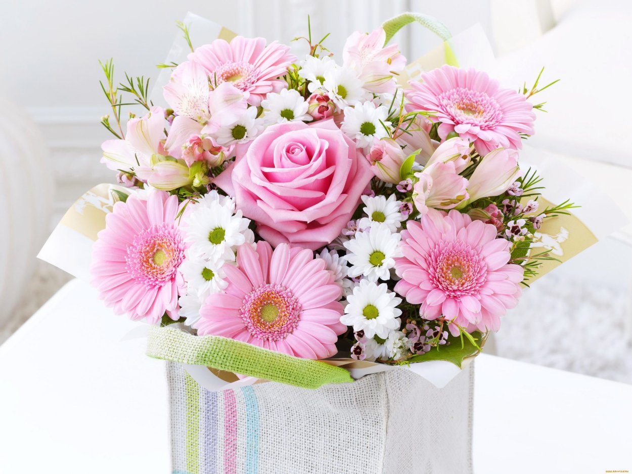 Букет в пастельных тонах