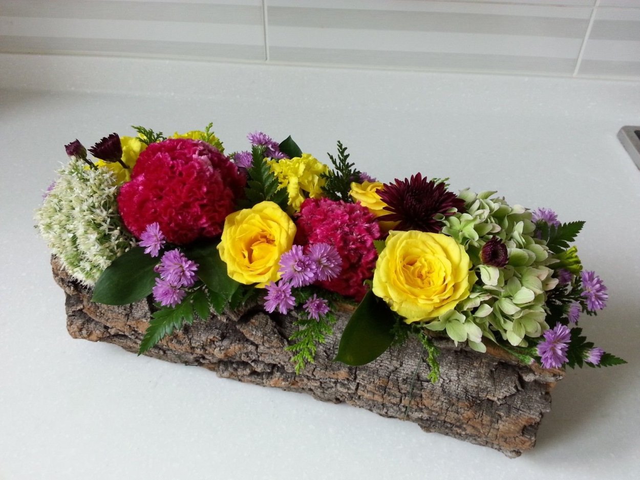 Композиции из цветов живых