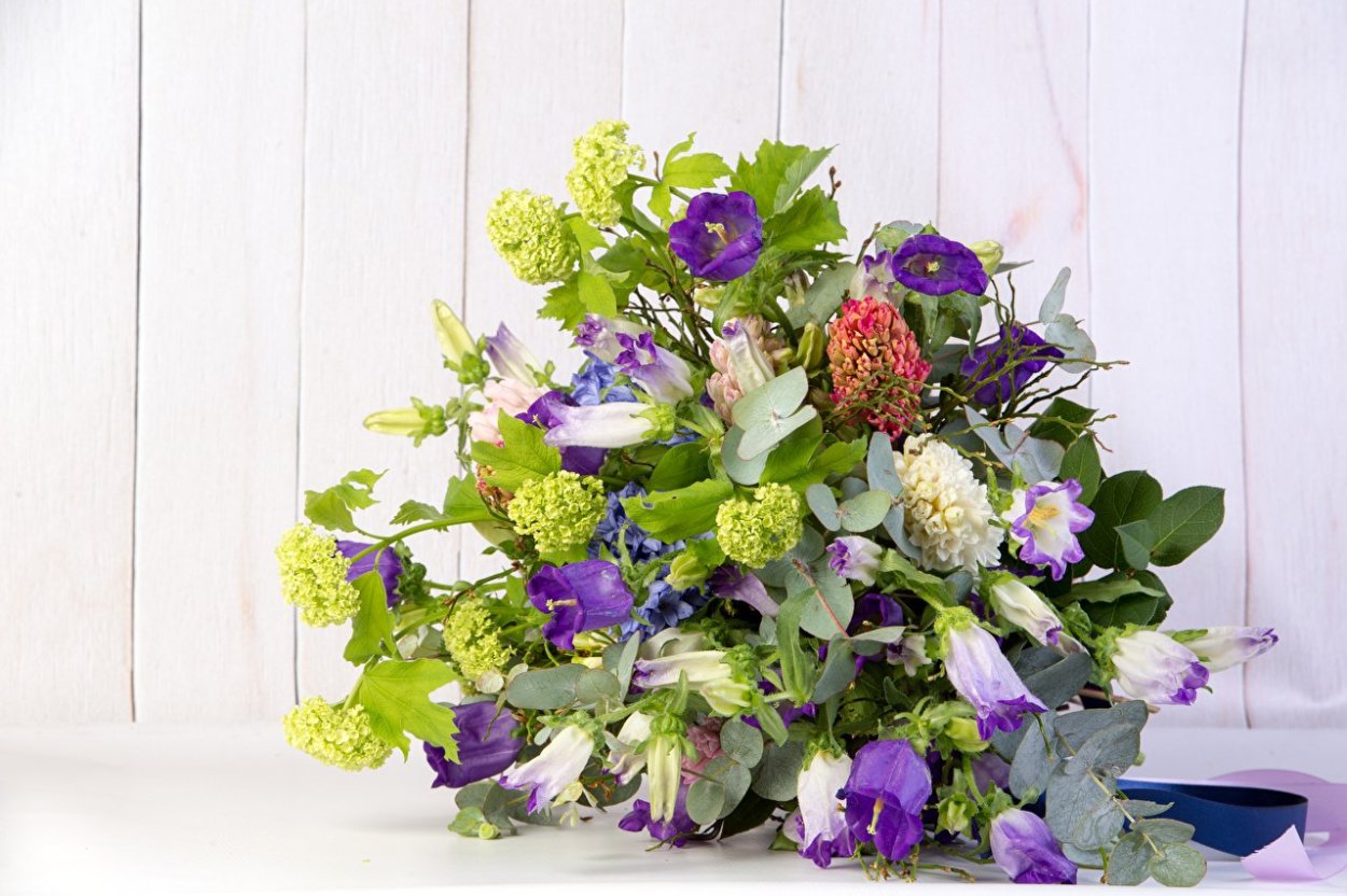 Букет с гортензией