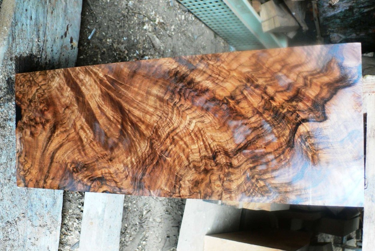 Стол из слэба клена