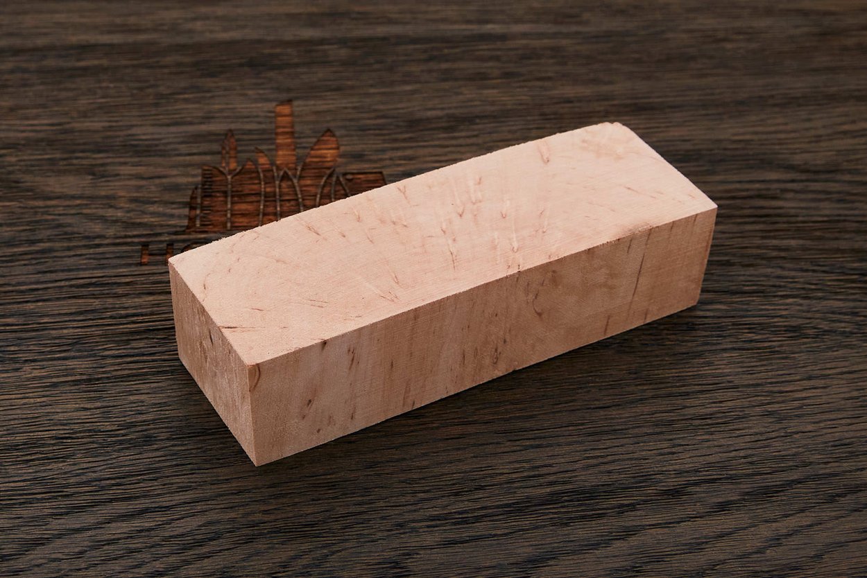 Карельская береза дерево