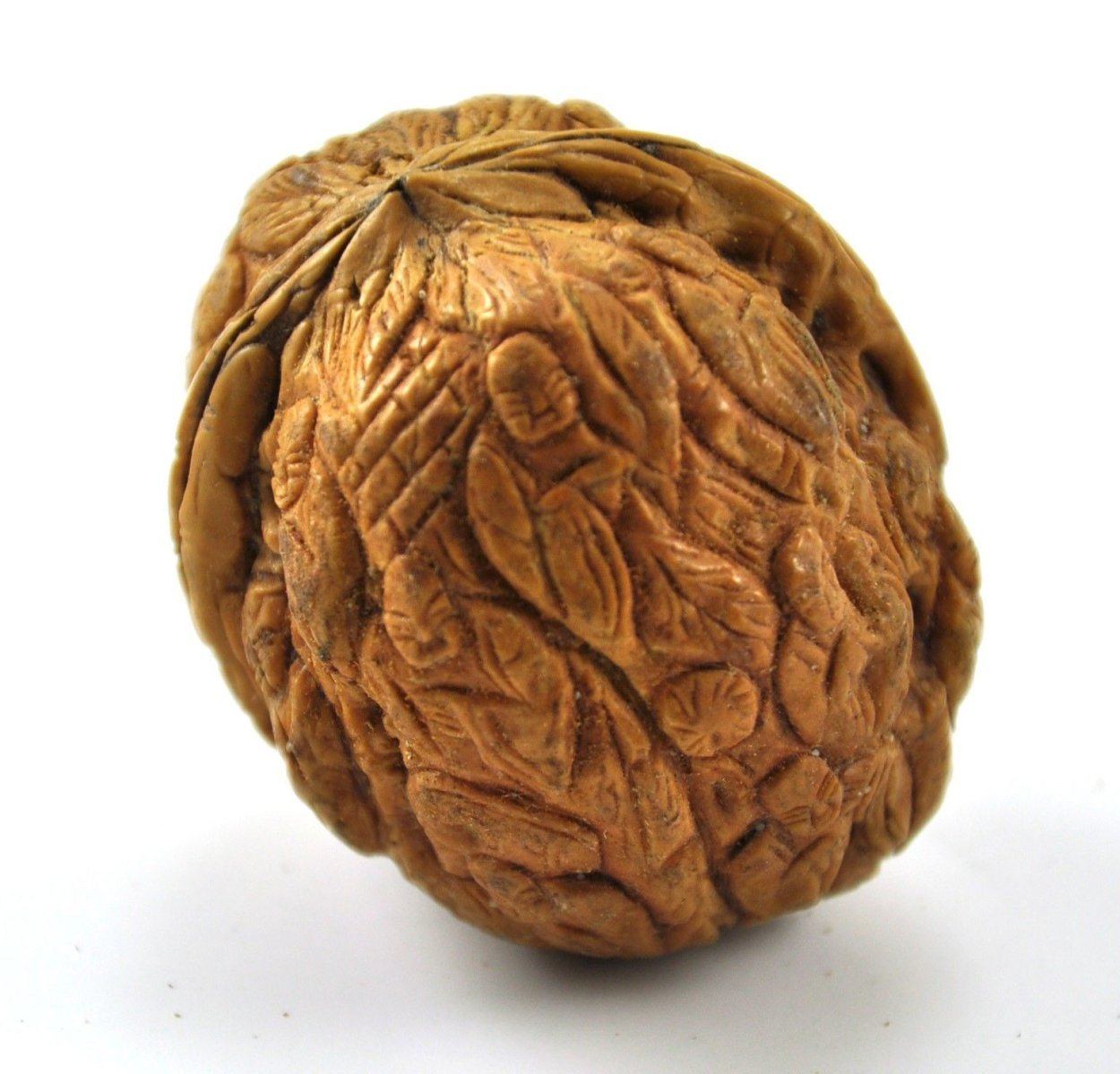 Резьба по грецкому ореху