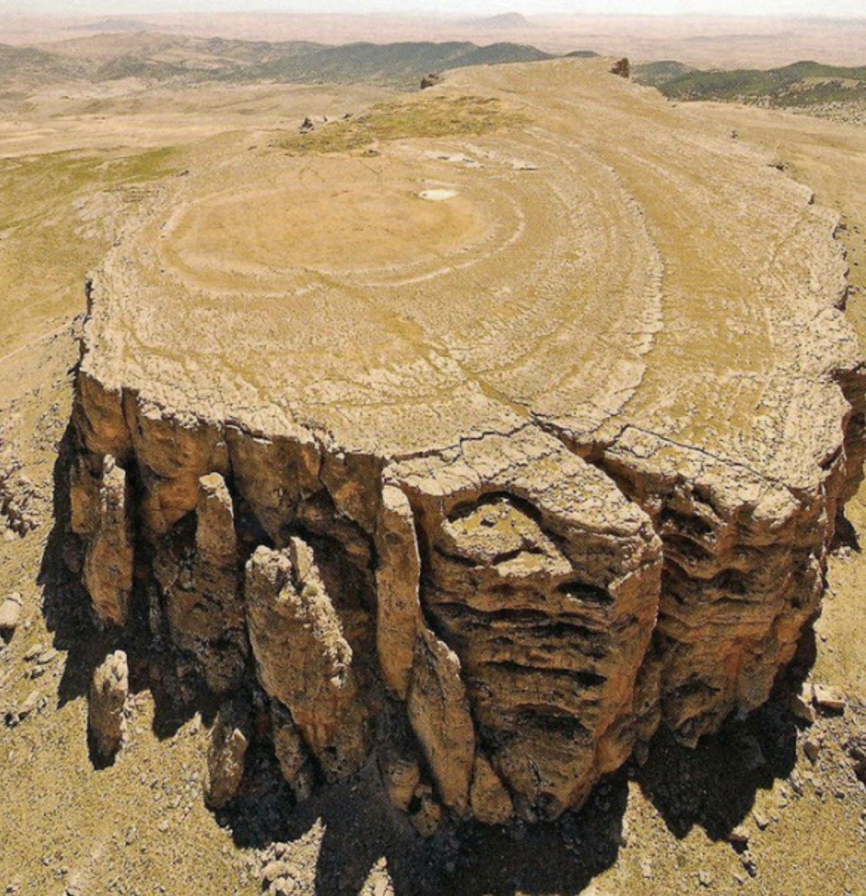 Столовые горы кремниевая Эра