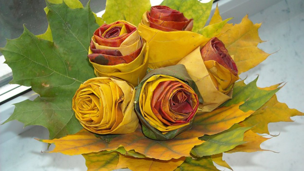 Букет из осенних листьев