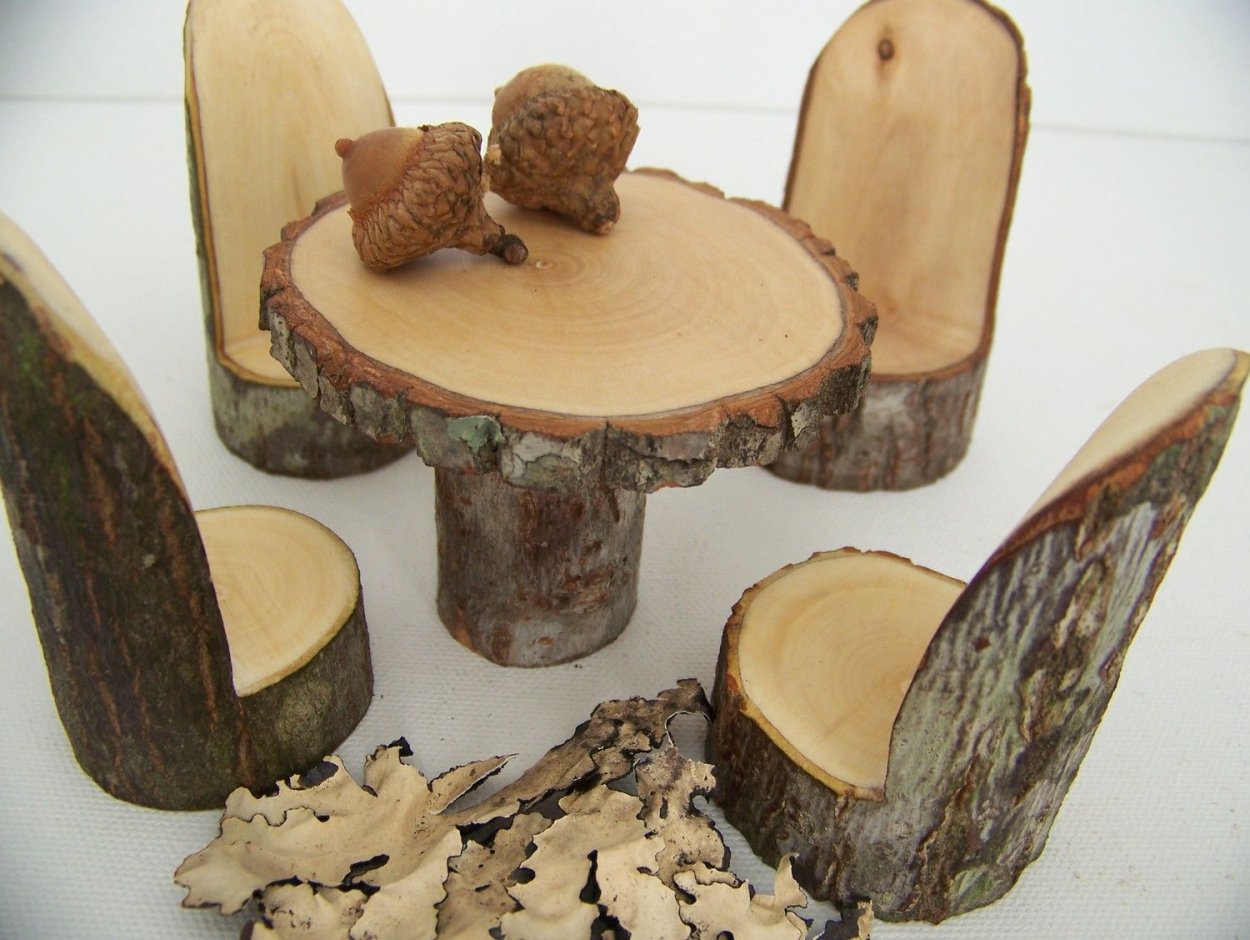 Детская мебель из спилов дерева
