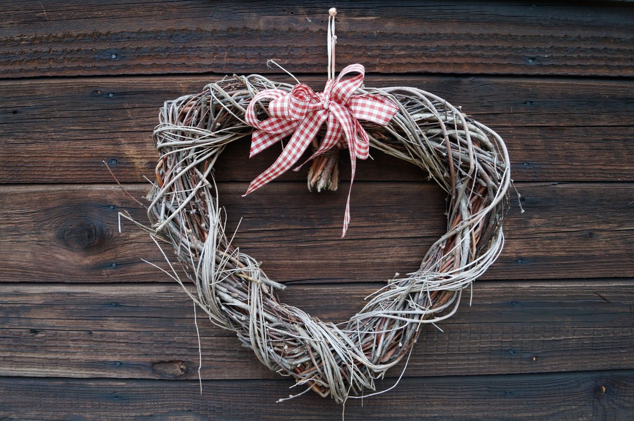 Новогодние веночки из березовых веток