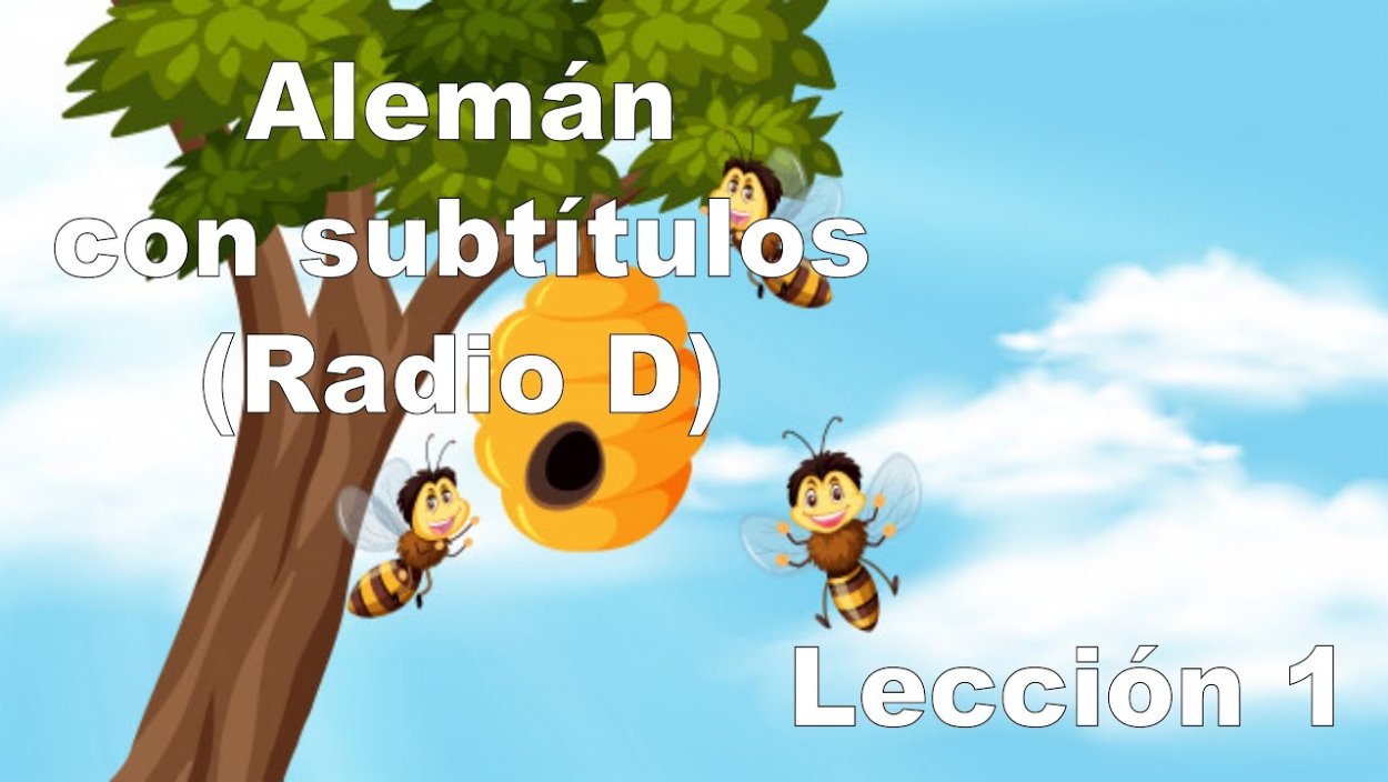 Улей пчел на дереве