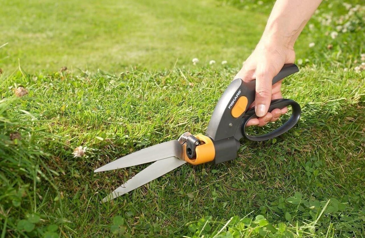 Ножницы для травы fiskars gs42