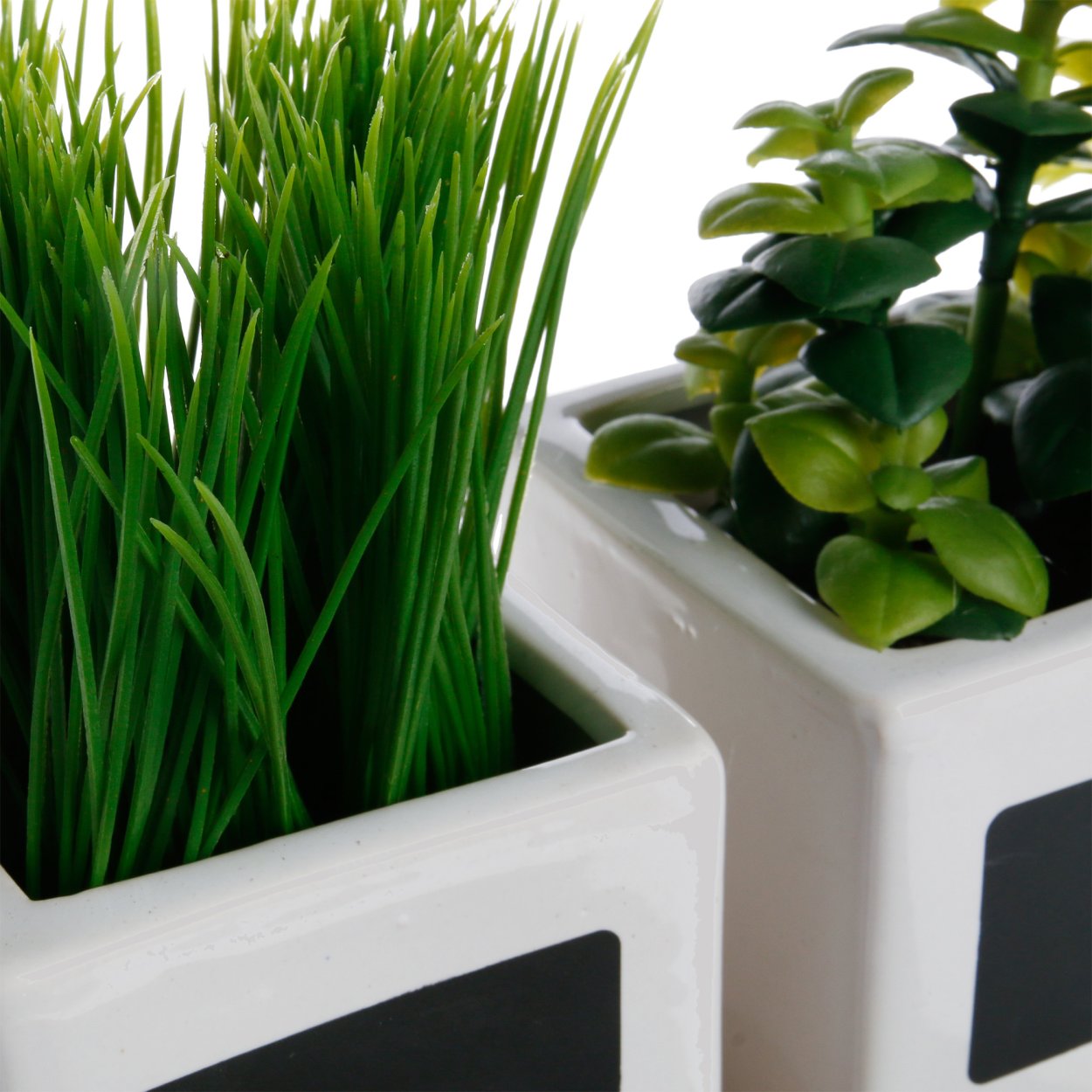 Травка в горшке