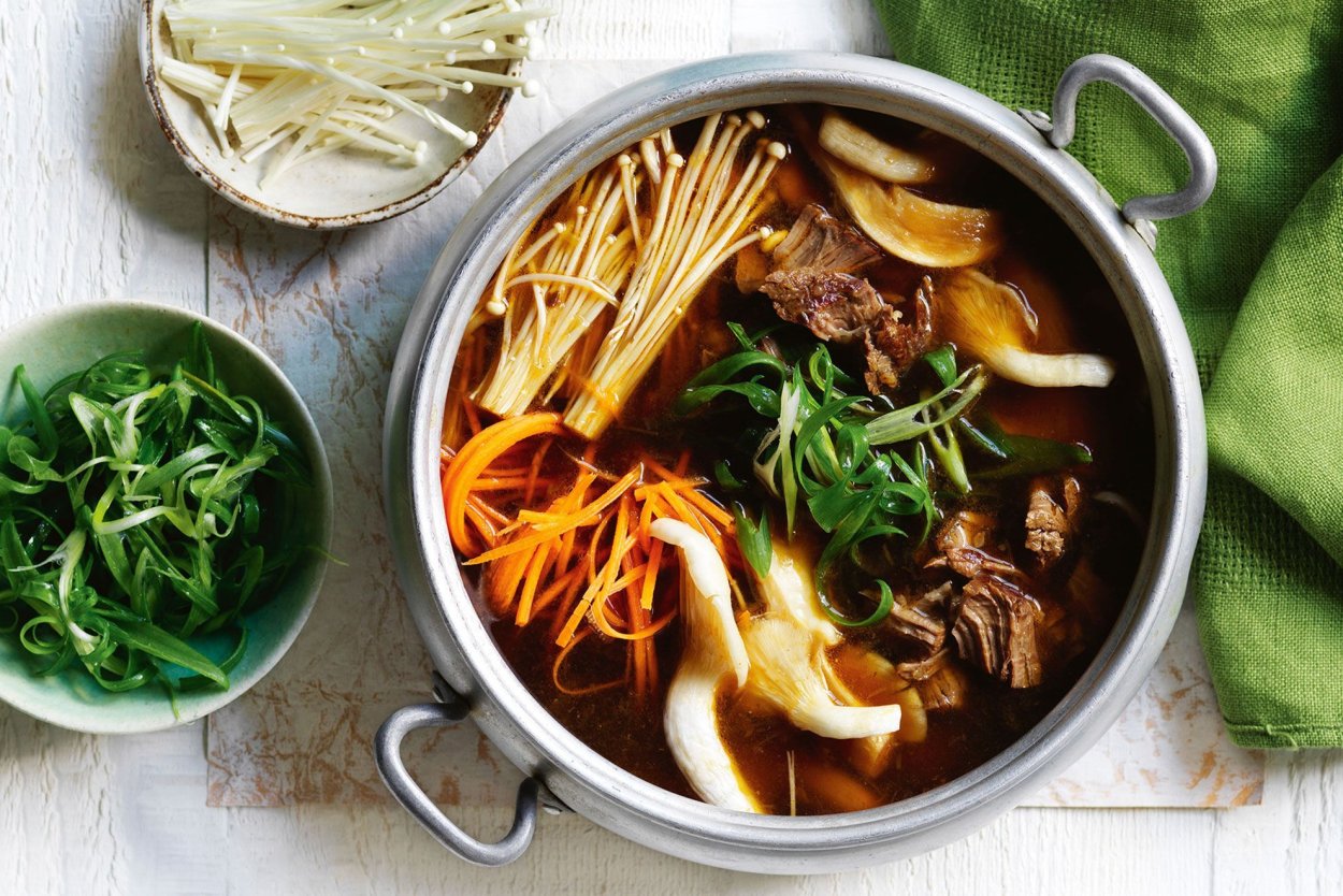 Суп корейский с грибами Эноки