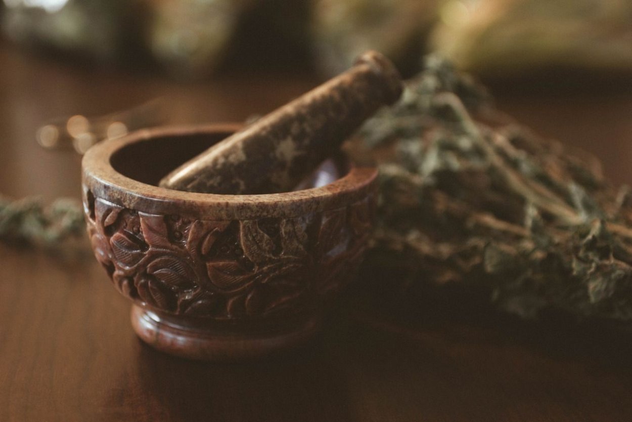 Ступка и пестик в древности