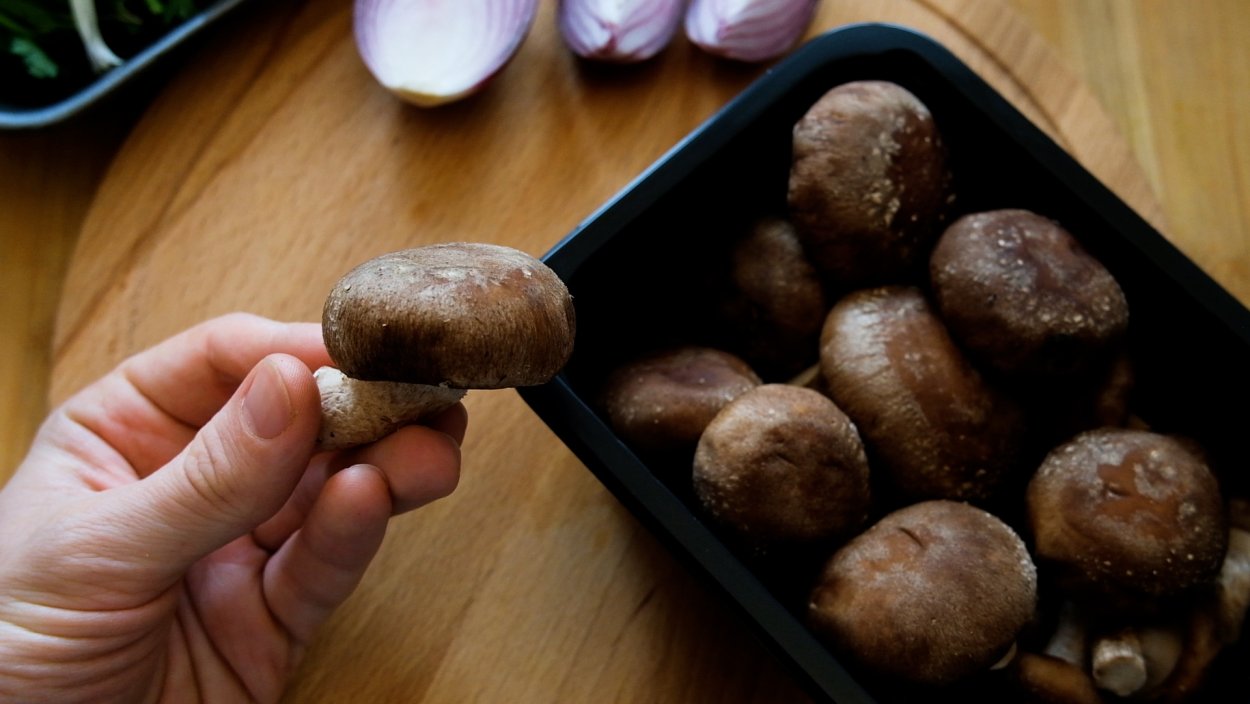 Шиитаке сушеные