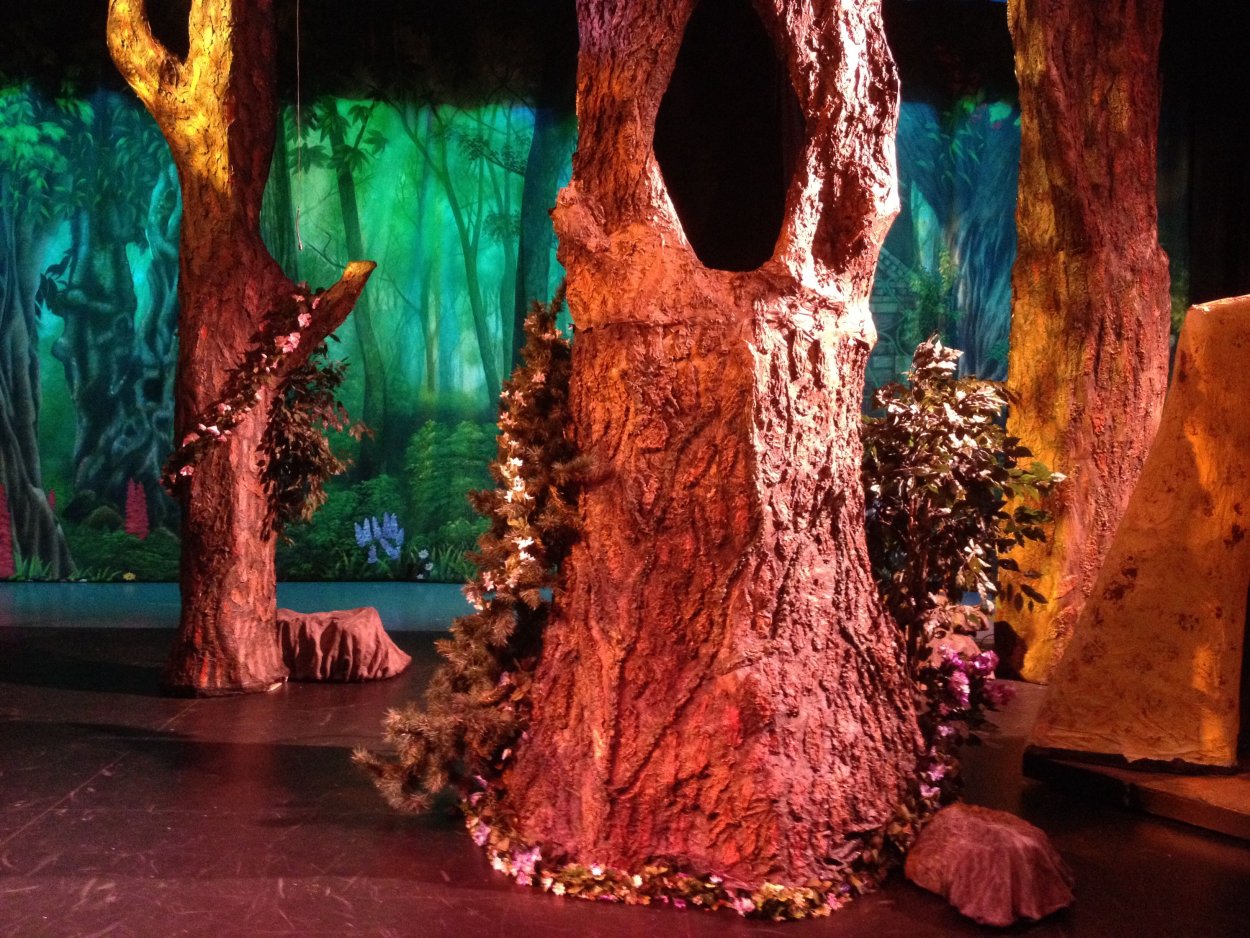 Декорация "дерево"