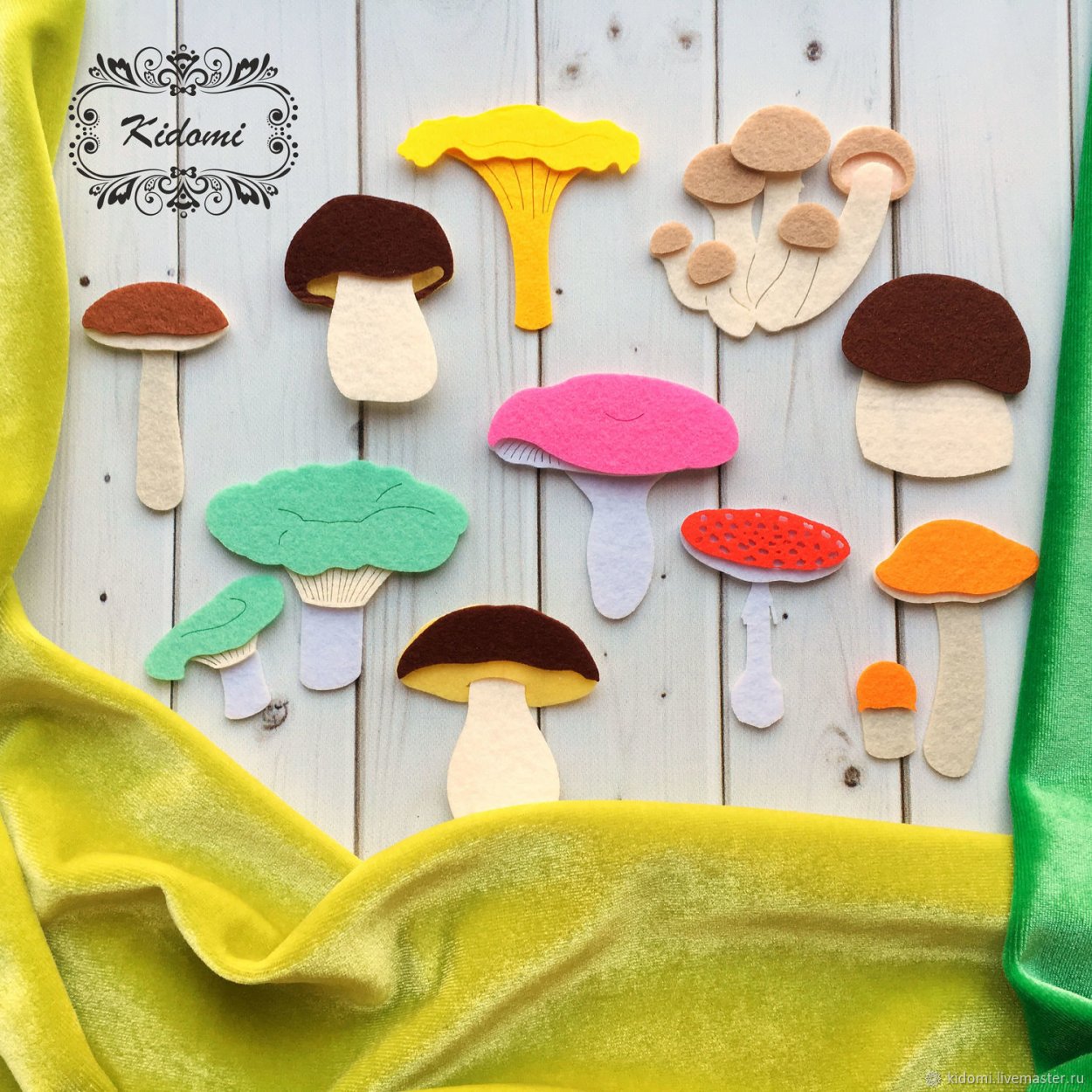Грибы из фетра плоские