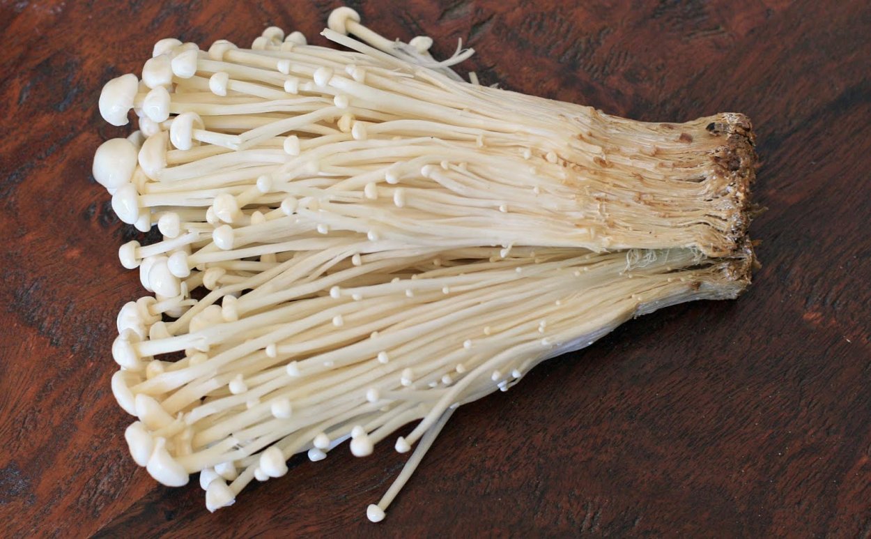 Корейские грибы эноки