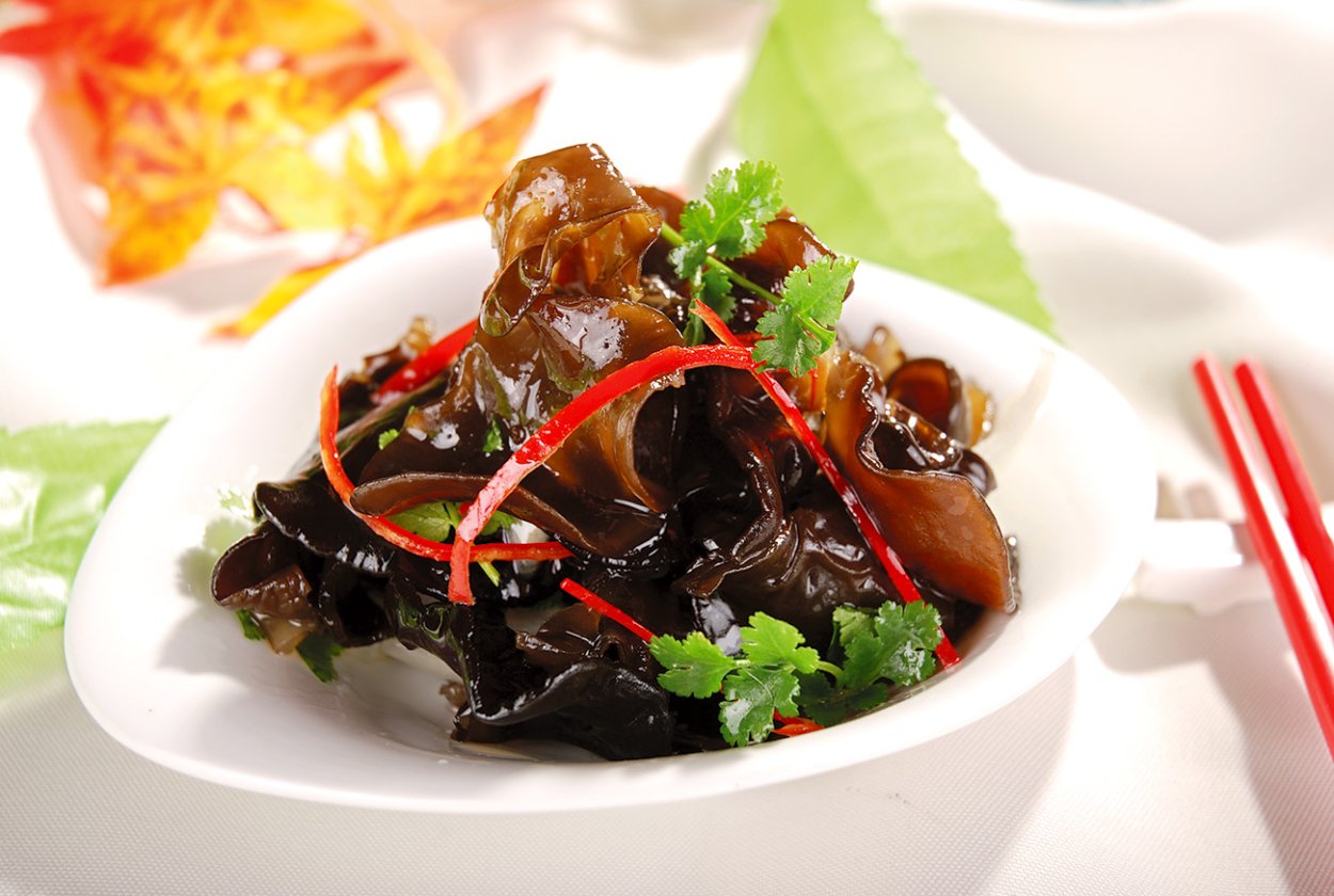 Китайские древесные грибы муэр