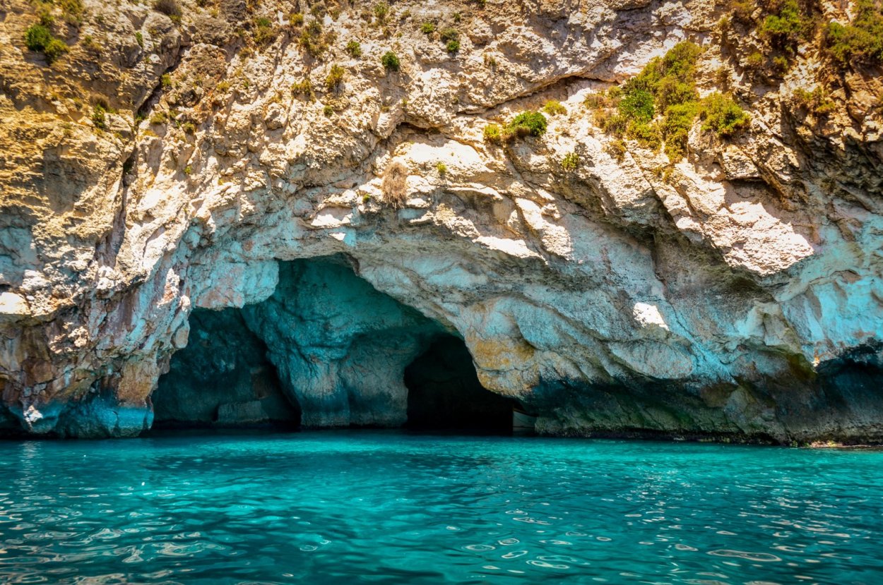 Голубой грот (Grotto Azzurra), Италия: