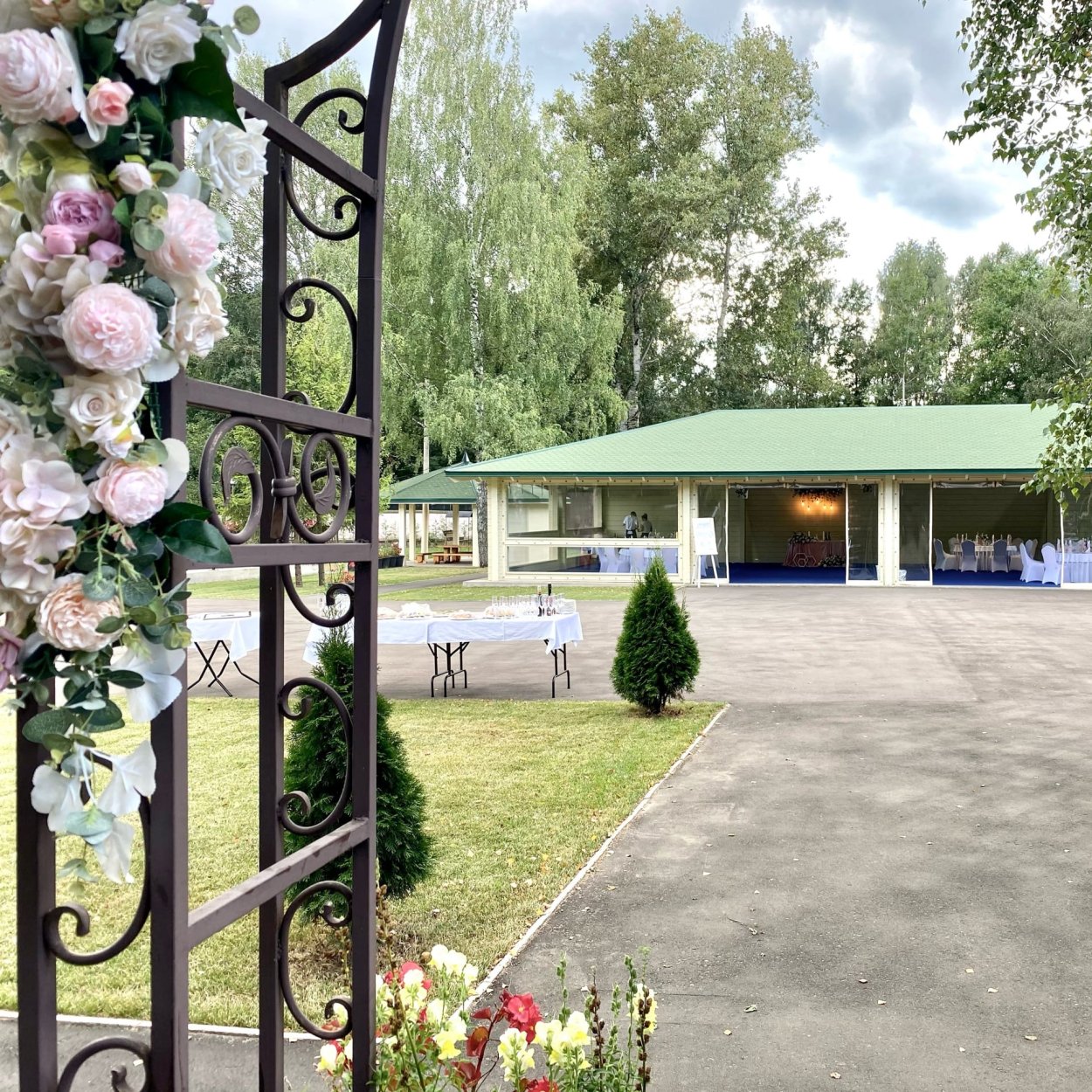 Парк отель Лесные пруды Щелковский район