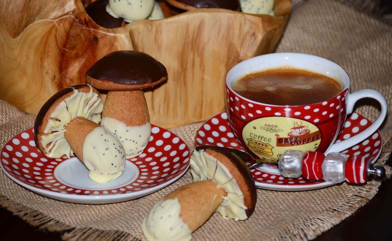 Песочное печенье грибочки