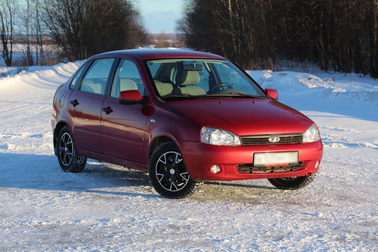 Лада Калина 2007 седан зелёный