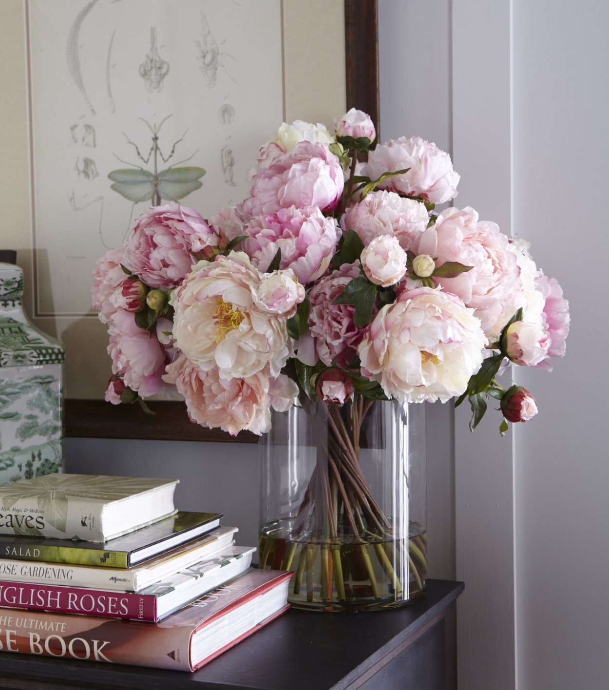 Искусственные цветы в интерьере