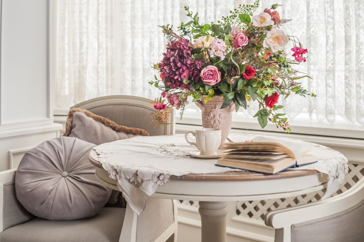 Цветы в вазе Эстетика