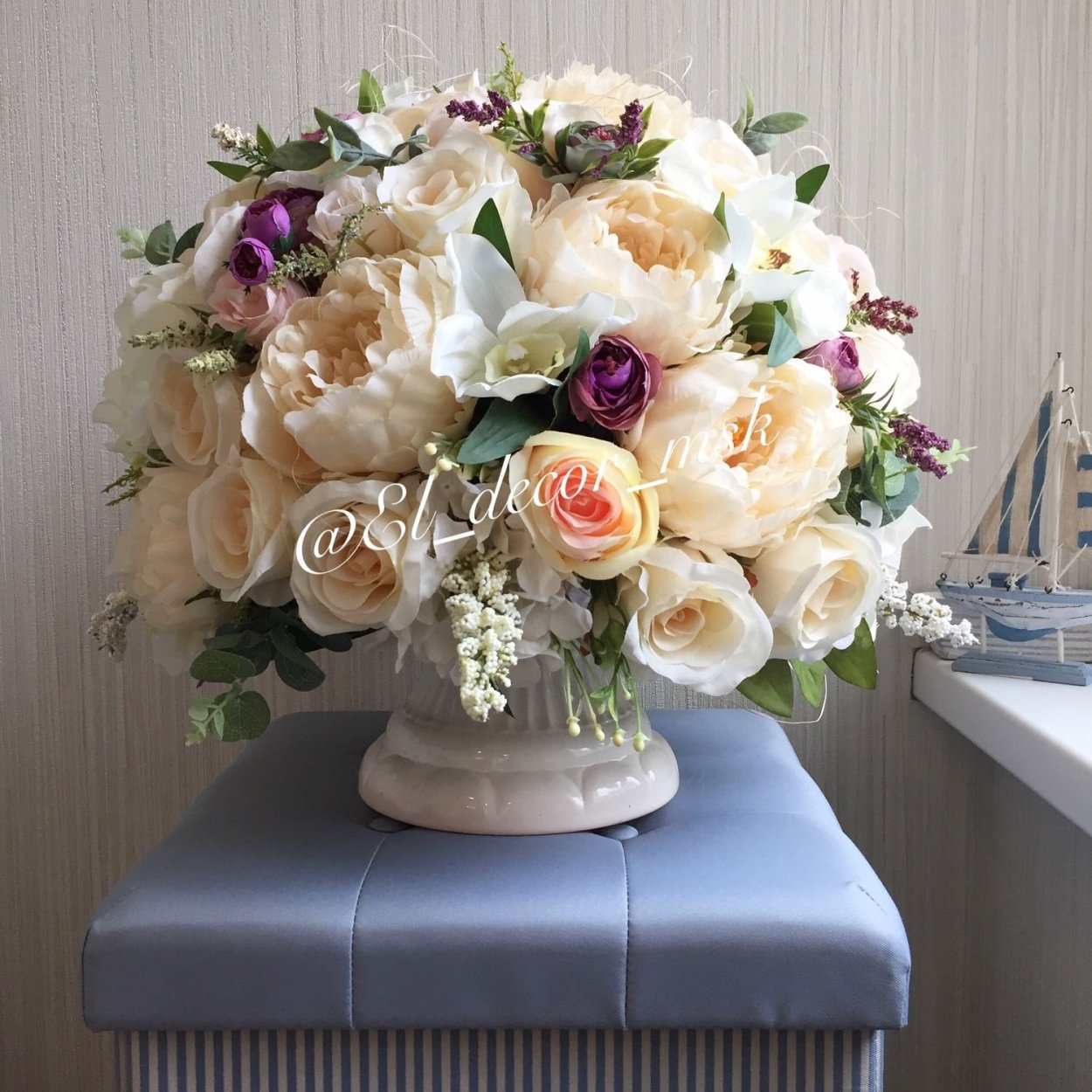 Красивый стильный букет